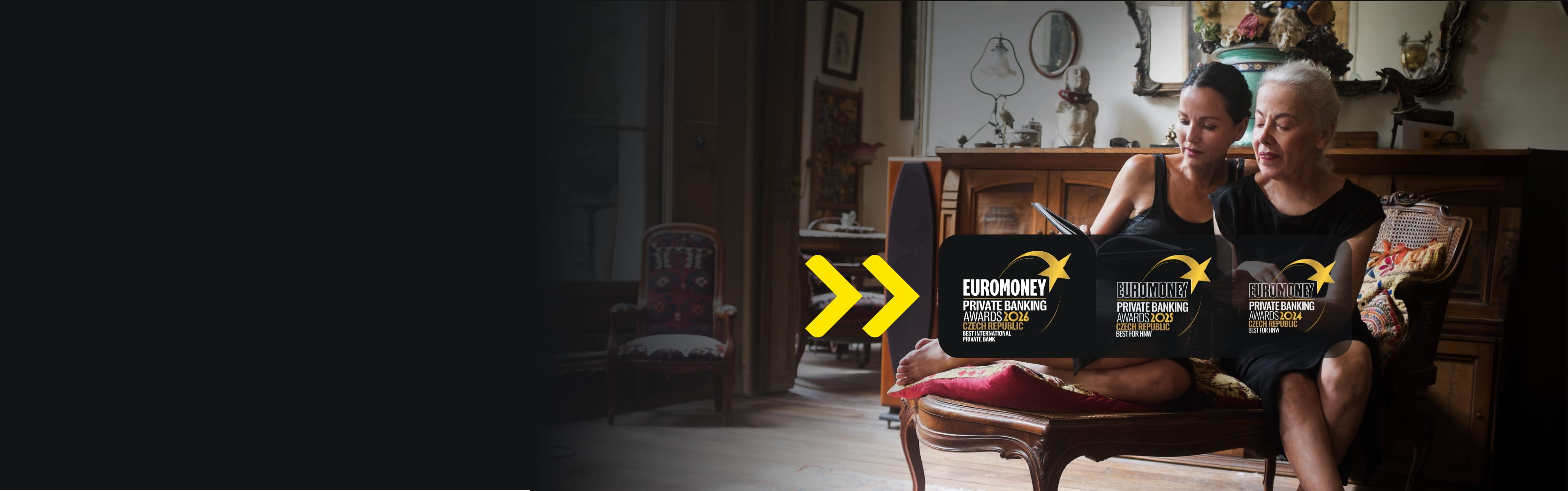 ženy v luxusním prosředí, loga s oceněním Euromoney.